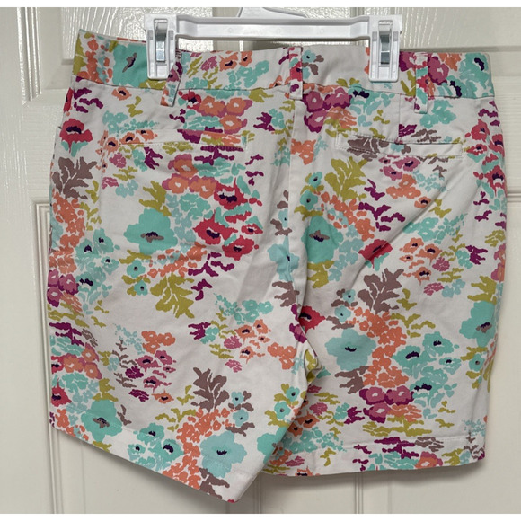 Lands End Comfort Mid Rise Short Floral print Mauve, Ivory, Aqua and Peach in Wo - Picture 4 of 13